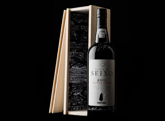 Etiquetas en rollo. Papeles texturados premium. Frente y dorso